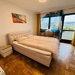 아파트 Spacious 72 Sqm Moselblick & Connection
