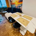 Spacious 72 Sqm Moselblick & Connection 아파트