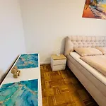아파트 Spacious 72 Sqm Moselblick & Connection *