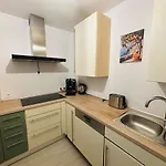 아파트 Spacious 72 Sqm Moselblick & Connection