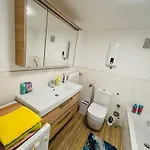 Spacious 72 Sqm Moselblick & Connection 아파트 *