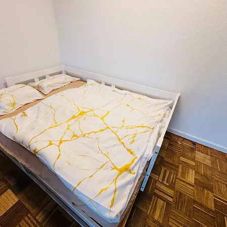 Spacious 72 Sqm Moselblick & Connection アパート