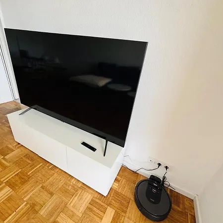 Spacious 72 Sqm Moselblick & Connection アパート *