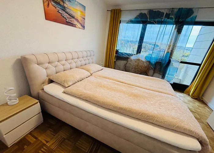 Spacious 72 Sqm Moselblick & Connection * Treviri