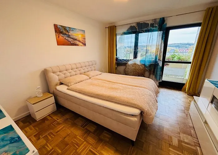 Spacious 72 Sqm Moselblick & Connection Treviri