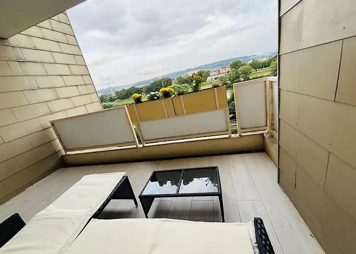 Spacious 72 Sqm Moselblick & Connection Treviri